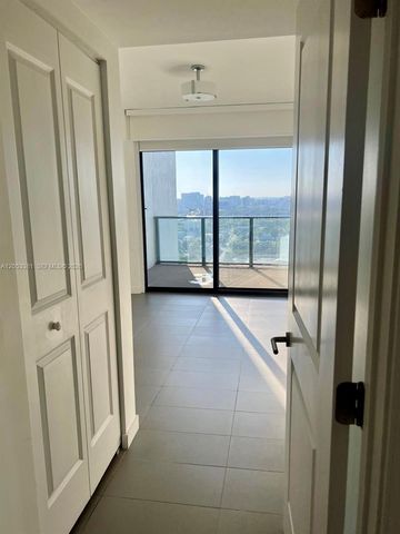 1600 NE 1st Avenue 1711, Miami, FL 33132