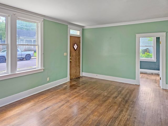 2274 VINTON AVE, Memphis, TN 38104