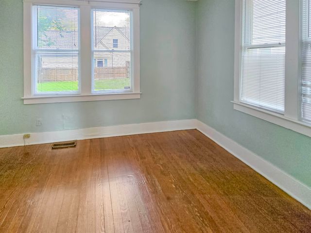 2274 VINTON AVE, Memphis, TN 38104