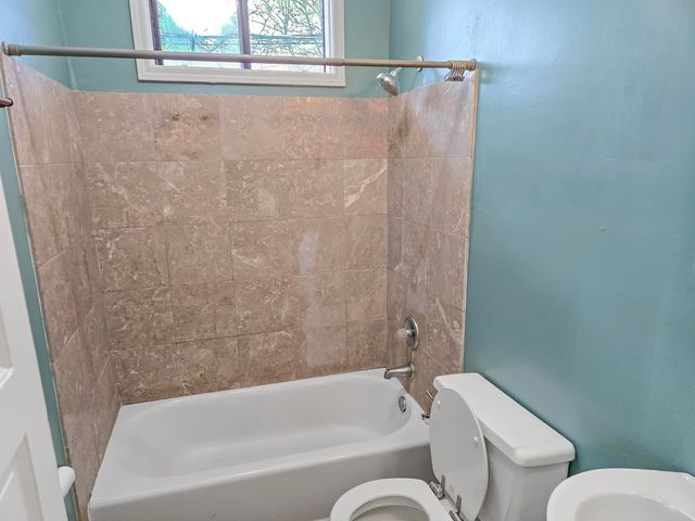 2274 VINTON AVE, Memphis, TN 38104