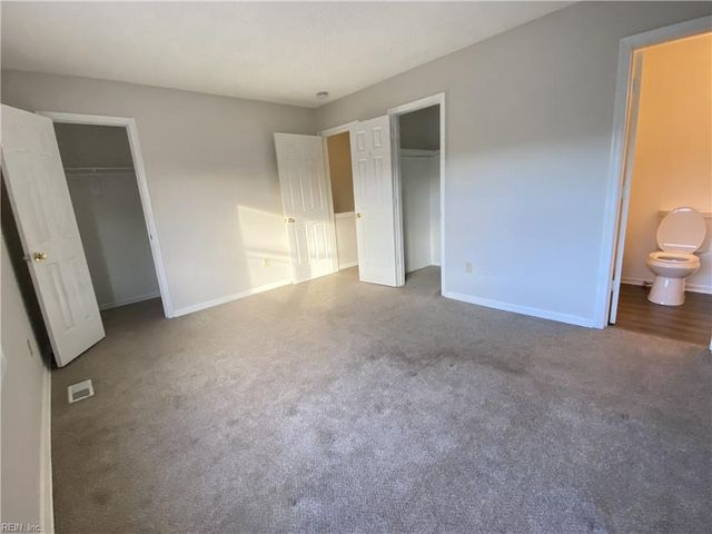 1944 Darnell DR, Virginia Beach, VA 23455