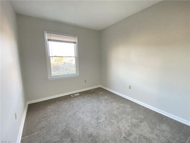 1944 Darnell DR, Virginia Beach, VA 23455