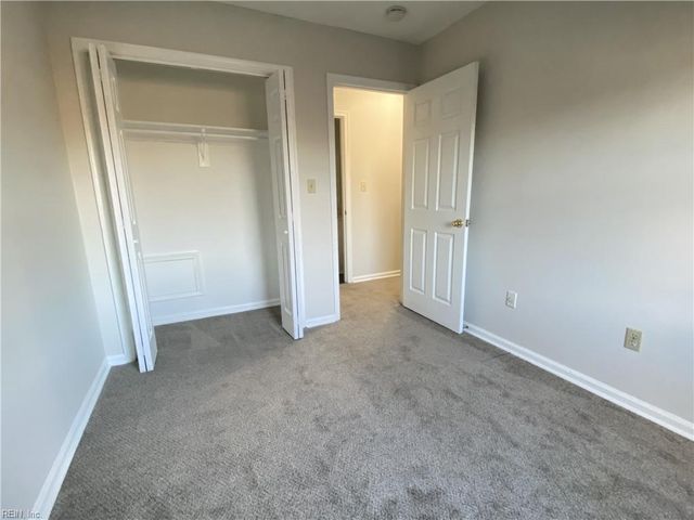 1944 Darnell DR, Virginia Beach, VA 23455