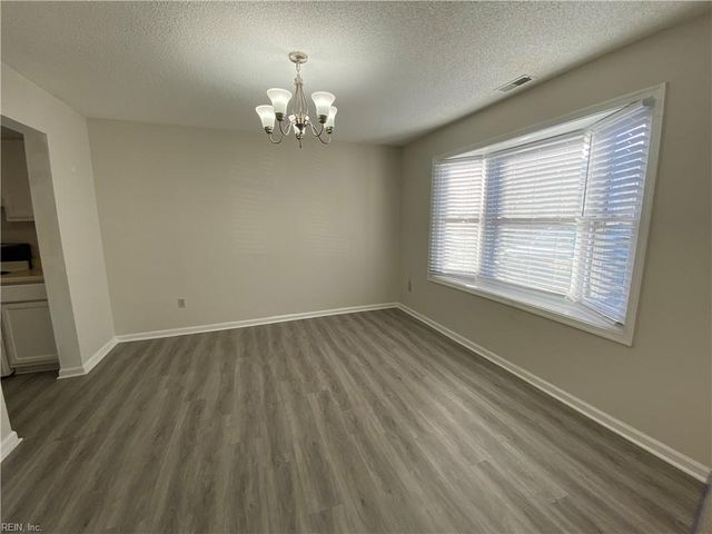 1944 Darnell DR, Virginia Beach, VA 23455