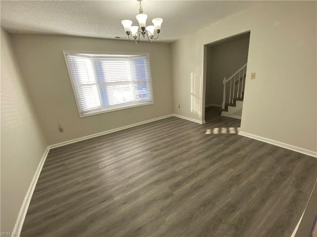 1944 Darnell DR, Virginia Beach, VA 23455
