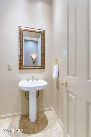 22608 N 55th Street, Phoenix, AZ 85054