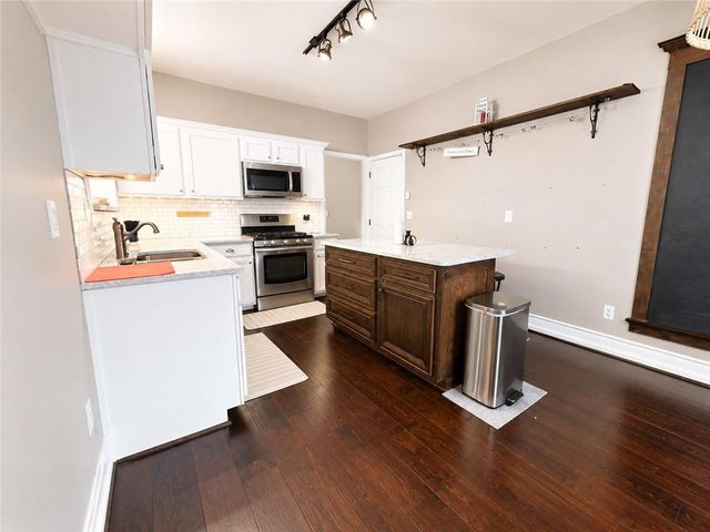 660 Alstonefield Drive, Alpharetta, GA 30004