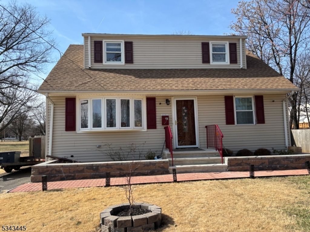 61 S Park St, Manville Boro, NJ 08835