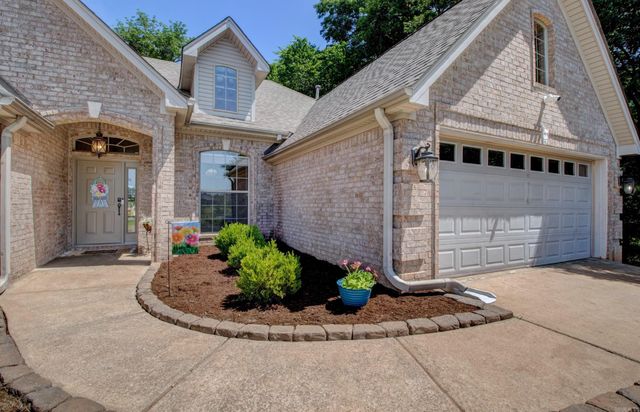 15 Michele Court, Maumelle, AR 72113
