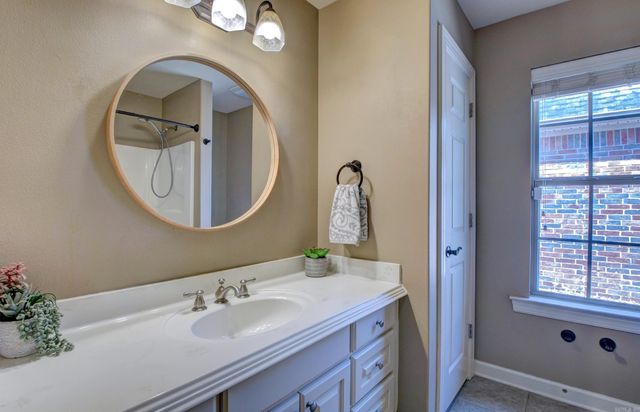 15 Michele Court, Maumelle, AR 72113
