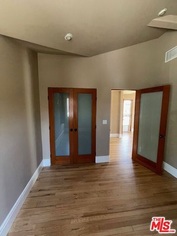 8503 Lilienthal Avenue, Los Angeles, CA 90045