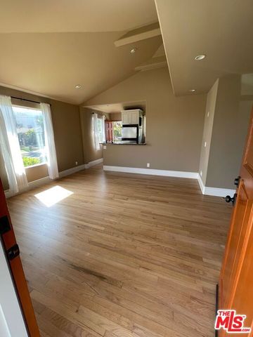 8503 Lilienthal Avenue, Los Angeles, CA 90045