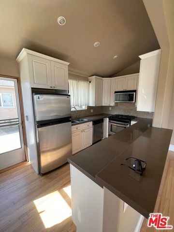 8503 Lilienthal Avenue, Los Angeles, CA 90045