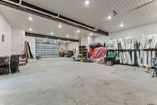 18042 Critter Cove Ln, Livingston, LA 70754