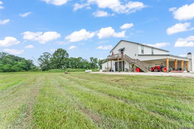 18042 Critter Cove Ln, Livingston, LA 70754