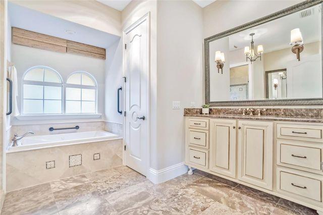 280 LAKE BRITTANY COURT, Heathrow, FL 32746