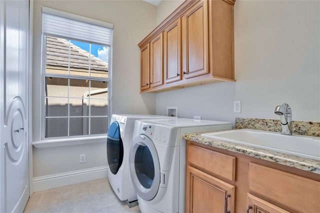 280 LAKE BRITTANY COURT, Heathrow, FL 32746