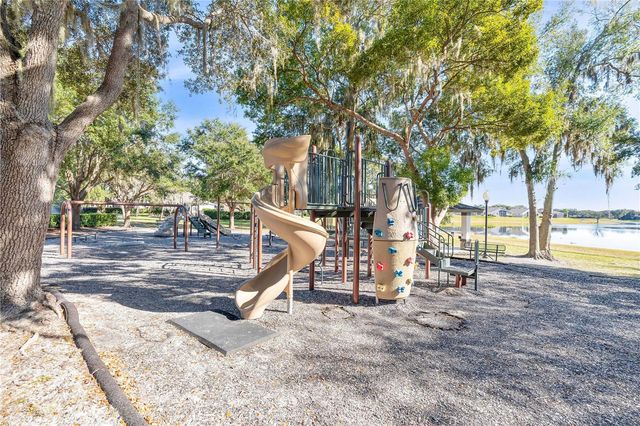 280 LAKE BRITTANY COURT, Heathrow, FL 32746