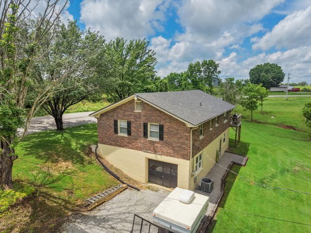 1623 Oakland Lane, Harrodsburg, KY 40330