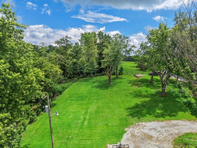 1623 Oakland Lane, Harrodsburg, KY 40330