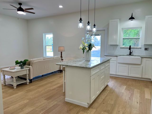 466 County Road 18, Headland, AL 36345