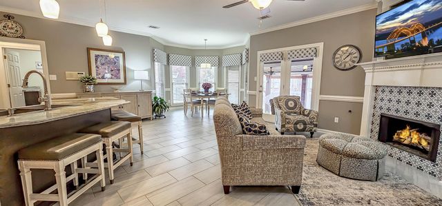 1715 JOHN RIDGE DR, Collierville, TN 38017