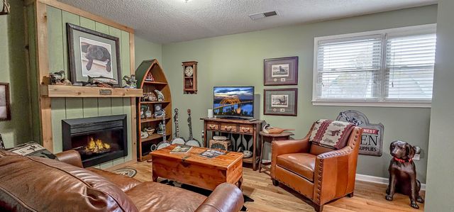 1715 JOHN RIDGE DR, Collierville, TN 38017