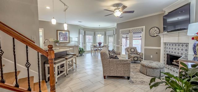 1715 JOHN RIDGE DR, Collierville, TN 38017