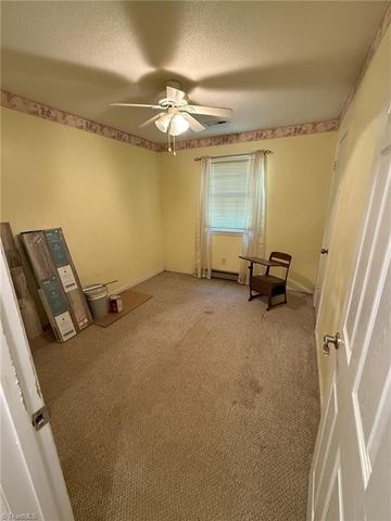 122 Redwood Bend, King, NC 27021