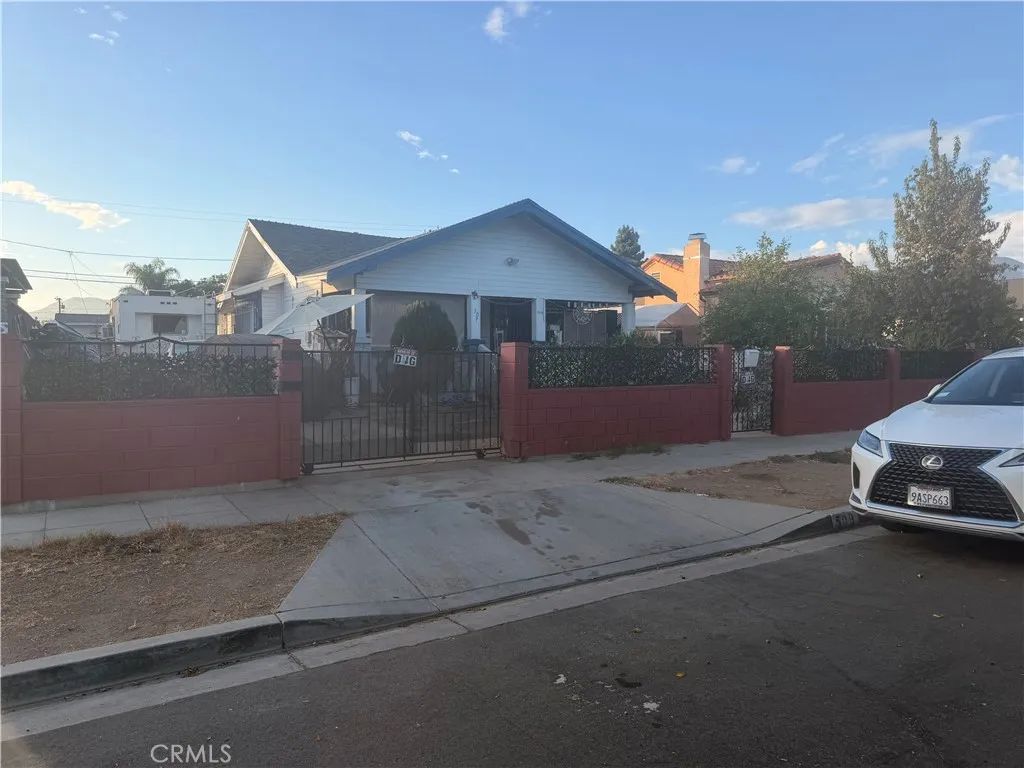 509 N Hagar Street, San Fernando, CA 91340