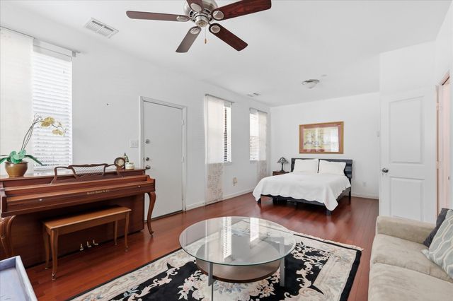 1404 Biltmore Lane, Irving, TX 75063