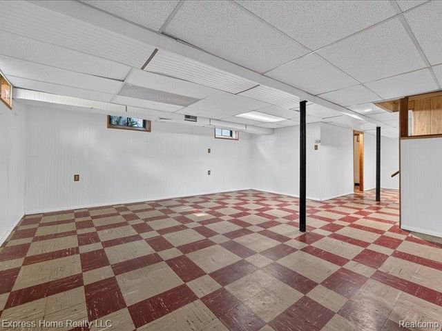 26478 Richard Drive, Warren, MI 48089