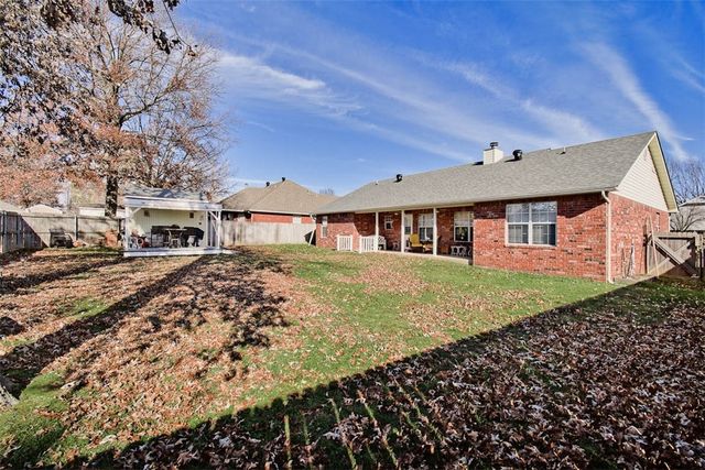 1826 Amelia Lane, Springdale, AR 72762