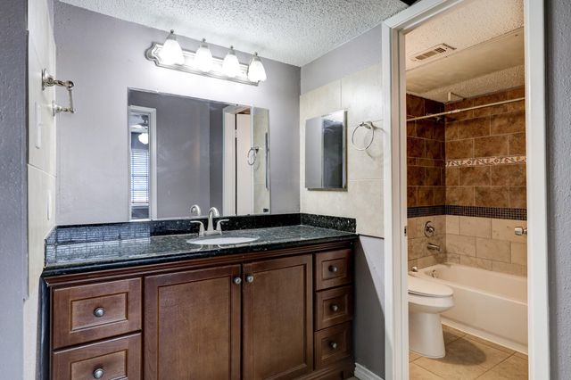 2800 Jeanetta Street 1506, Houston, TX 77063