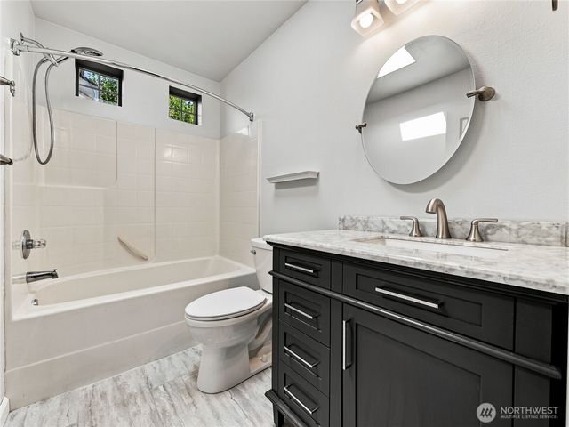 8415 205th Street Ct E, Spanaway, WA 98387