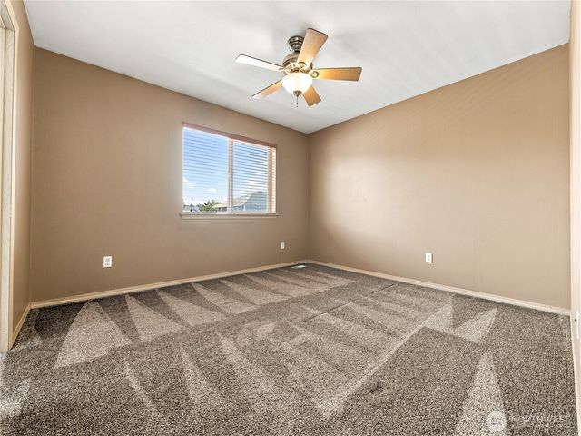8415 205th Street Ct E, Spanaway, WA 98387