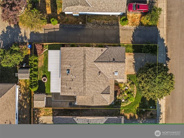 8415 205th Street Ct E, Spanaway, WA 98387