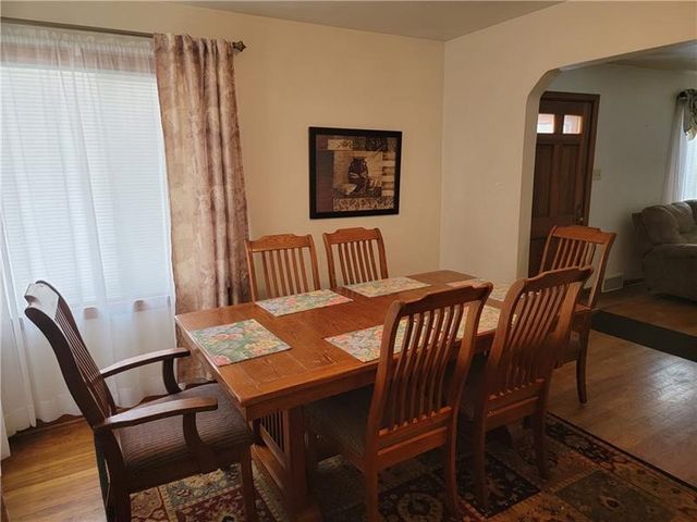 302 South Dr, Middlesex Twp, PA 16059