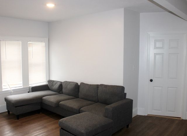 76 Park St 2, North Attleboro, MA 02760
