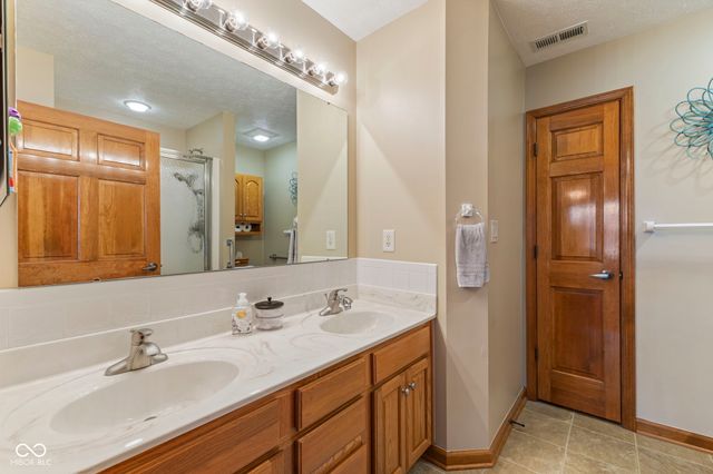 173 Jacinta Place, Bargersville, IN 46106