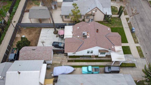 824 Hoag Avenue, Sanger, CA 93657