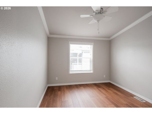 3355 N Delta Hwy 164, Eugene, OR 97408