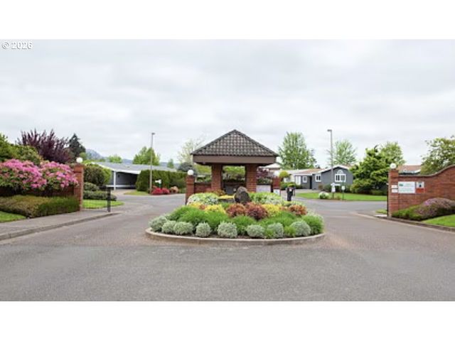 3355 N Delta Hwy 164, Eugene, OR 97408