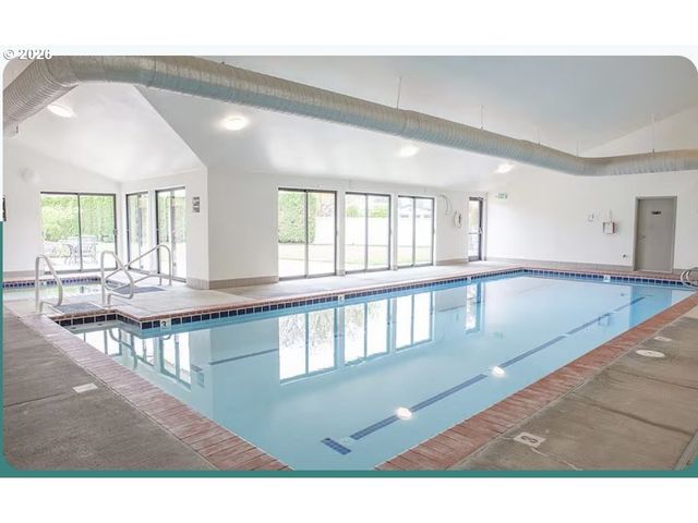 3355 N Delta Hwy 164, Eugene, OR 97408