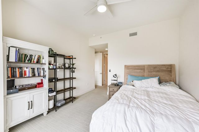 2207 Bancroft Street 706, Houston, TX 77027