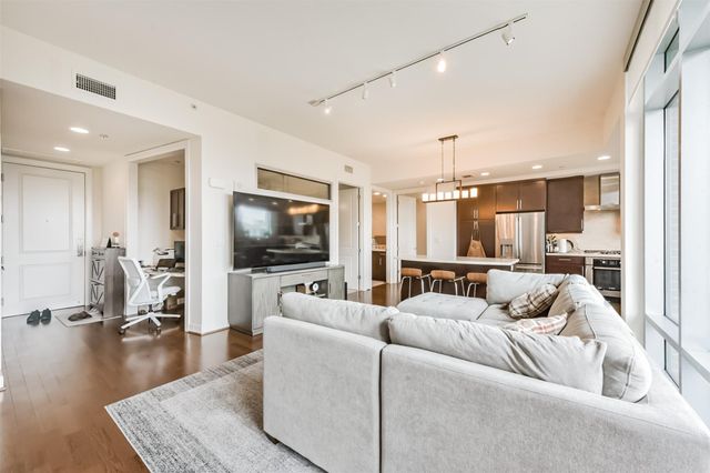 2207 Bancroft Street 706, Houston, TX 77027