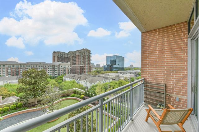 2207 Bancroft Street 706, Houston, TX 77027