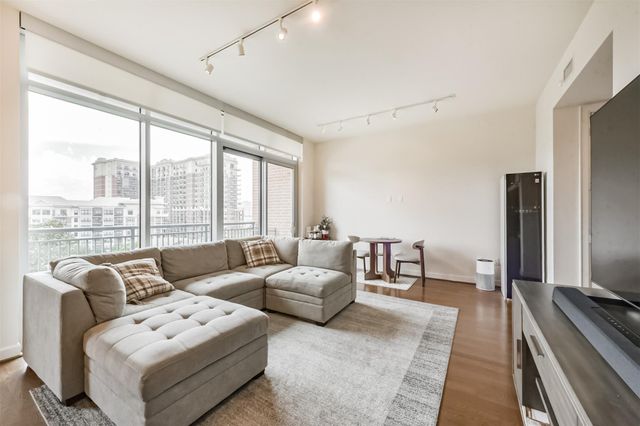 2207 Bancroft Street 706, Houston, TX 77027