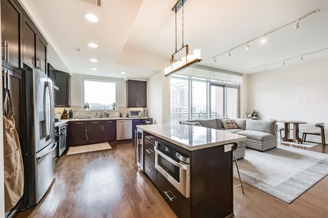 2207 Bancroft Street 706, Houston, TX 77027