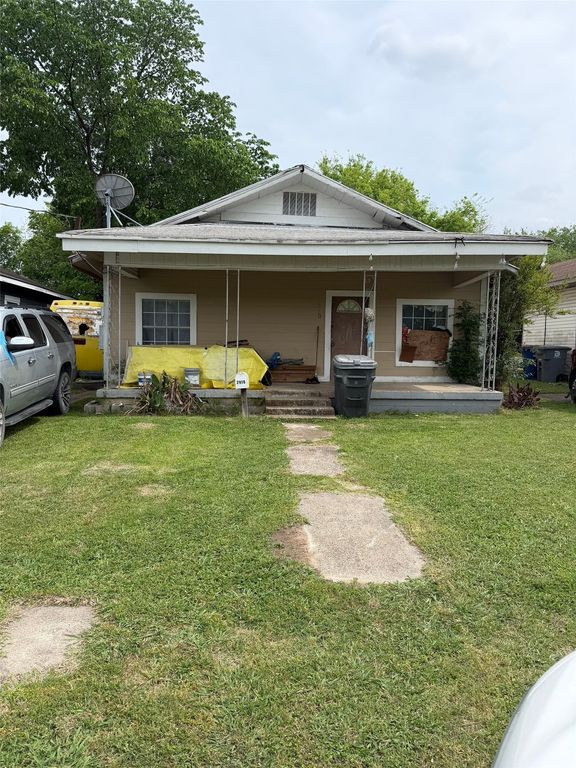 2910 Birmingham Avenue, Dallas, TX 75215